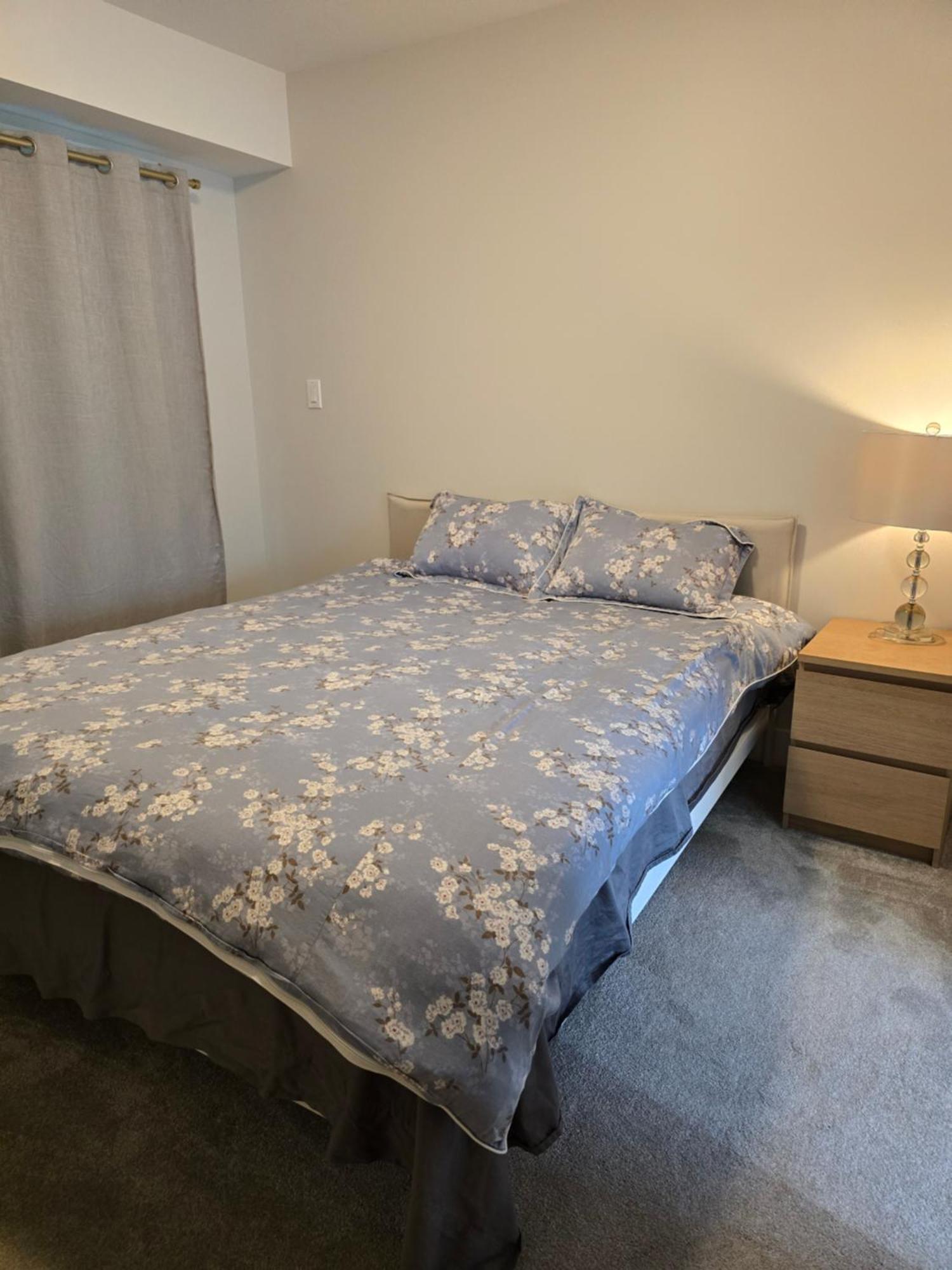 Private 1 Bedroom In Brookswood Langley Exterior foto